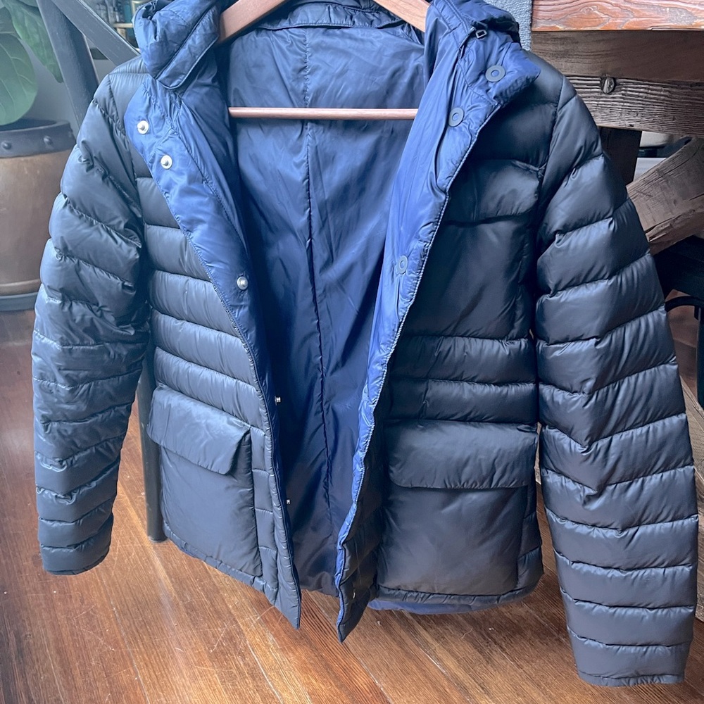 Athleta reversible lightweight puffer jacket
